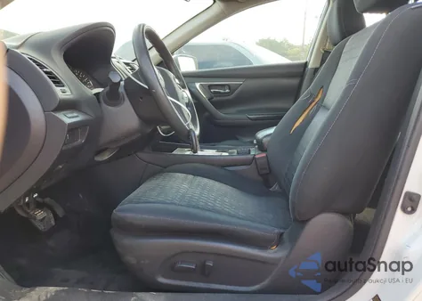 2017 Nissan Altima 2.5 из США, поврежденный, VIN 1N4AL3AP8HN332989